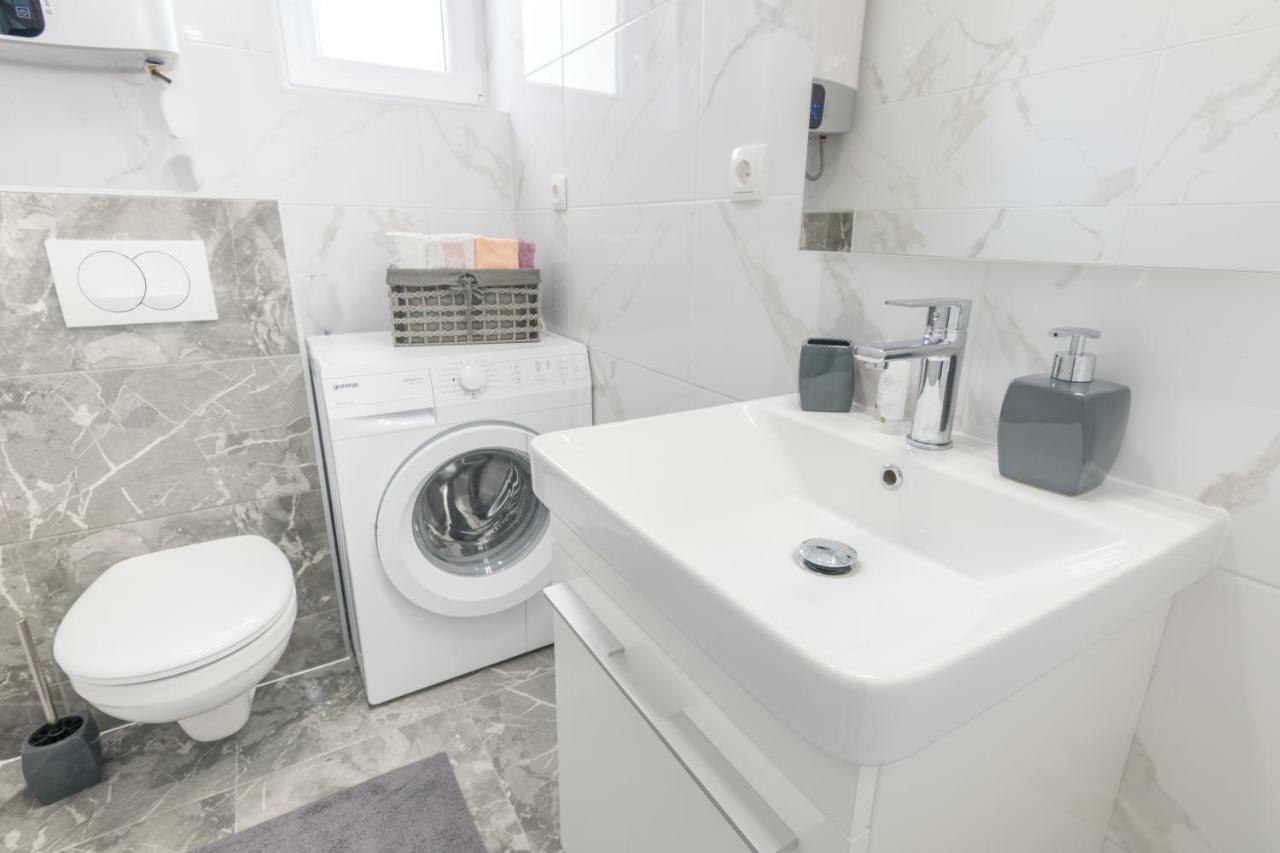 Apartmani Zora Makarska Buitenkant foto