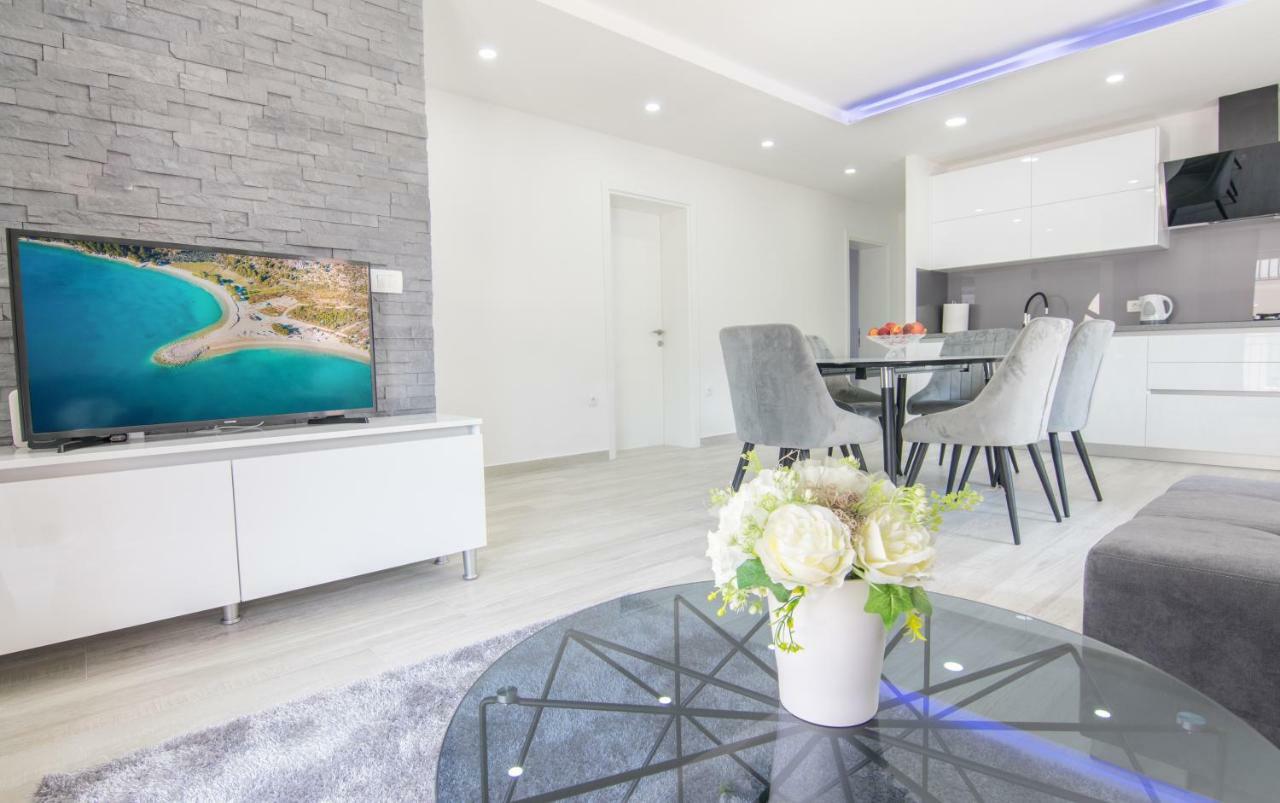 Apartmani Zora Makarska Buitenkant foto